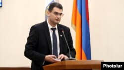 Armenia - Hrachya Sargsian takes over as mayor of Yerevan, December 22, 2021.