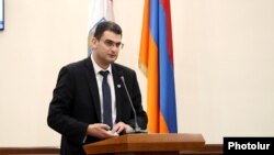 Armenia - New Yerevan Mayor Hrachya Sargsian addresses the municipal council, December 22, 2021.