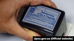 Повідомляється, що акторка восени 2017 року відвідувала Крим для зйомок у серіалі «Улётный экипаж» 