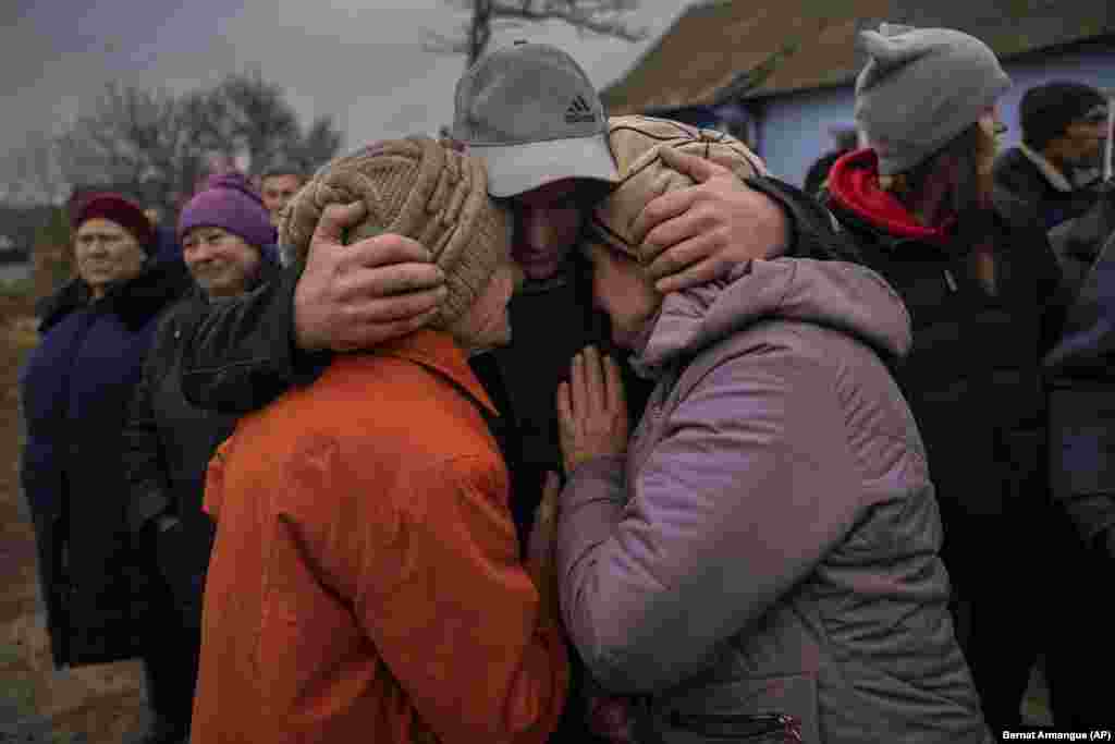 In the village of Tsentralne in Ukraine&#39;s Kherson region, family members meet for the first time in months after the withdrawal of Russian troops from the area.&nbsp;