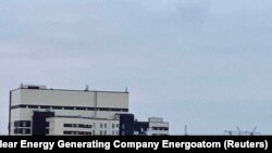 Pe 4 martie, trupele rusești au deschis focul asupra unei clădiri administrative de la centrala nucleară de la Zaporojie