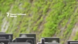 Ужалените семејства погодени и од скапи погреби на преполните украински гробишта