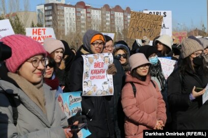 Антенаталдық емханада жасырын камера бар. Жайылған кисканың фотосы