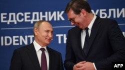 Рускиот претседател Владимир Путин и неговиот српски колега Александар Вучиќ