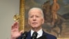 Joe Biden bejelenti az újabb szankciókat a Fehér Házban 2022. március 8-án