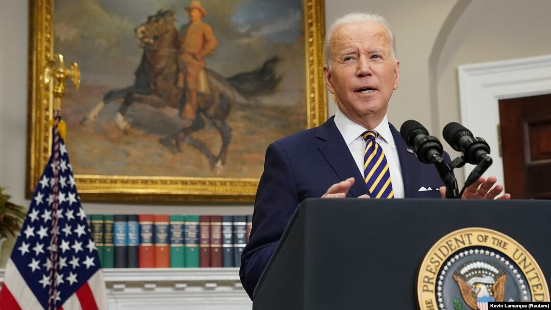  Președintele american, Joe Biden, a anunțat marți, din Sala Roosevelt, de la Casa Albă, din Washington, că oprește toate importurile de petrol, gaze naturale și cărbune din Rusia. 