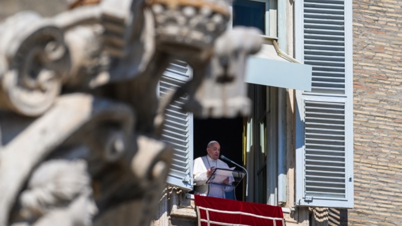 Папа Римский призвал остановить «агрессию и бойню в Украине»
