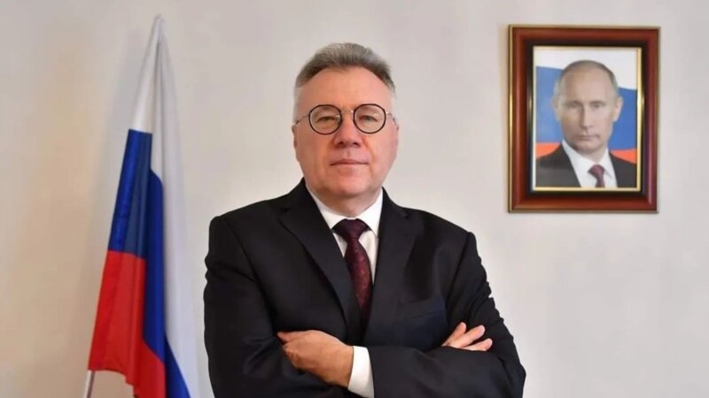 Ruski ambasador napustio skup u Brčkom za vrijeme govora šefa Delegacije EU u BiH