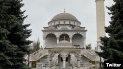 Мечеть султана Сулеймана Пишного та його дружини Роксолани обстріляла російська армія 12 березня 2022 року