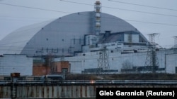Чернобыльская АЭС: Новый безопасный конфайнмент над объектом "Укрытие", возведенный после аварии 1986 года над разрушенным 4-м реактором