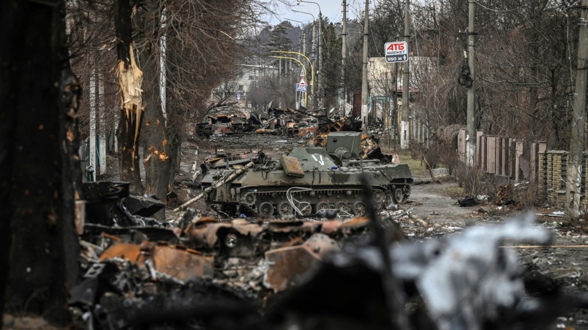 У Бучанській міськраді кажуть, що військові РФ захопили в полон шістьох працівників і волонтерів