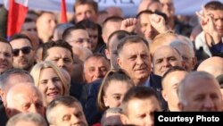 Željka Cvijanović, predsjednica RS-a, i Milorad Dodik, član Predsjedništva BiH na skupu u Banjaluci, 20. aprila 2022.