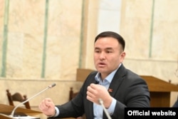 Алишер Козуев