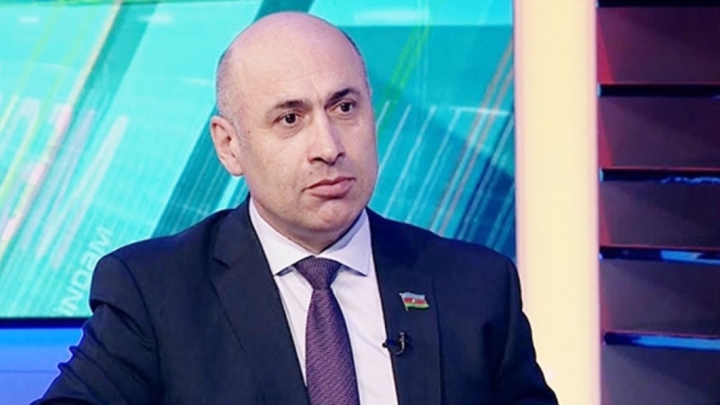 ბაქო მოსკოვისგან განმარტებას ითხოვს აზერბაიჯანელი დეპუტატის ქვეყანაში არშეშვების გამო