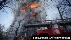 Cartierul rezidențial Sviatoșinski din Kiev, bombardat de armata rusă, 15 martie 2022