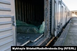 Tizenkét orosz katona holtteste egy vasúti kocsiban Vozneszenszk állomáson 2022. március 16-án