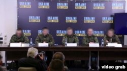 Полонені у російсько-українській війні дають брифінг в Києві