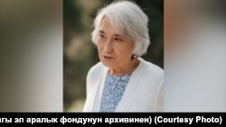 Роза Айтматова. Сүрөт Айтматованын өздүк архивинен алынды. 