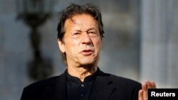 Former Pakistani Prime Minister Imran Khan: "This is not for politics or personal gain, or to topple the government.... This is to bring genuine freedom to the country." (file photo)