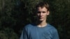 Dmitrij Gorogyilov, aki 13 éves büntetését tölti Karéliában, július 4. óta nem lépett kapcsolatba az édesanyjával, aki attól tart, hogy az orosz hatóságok arra akarják kényszeríteni, hogy Ukrajnában harcoljon
