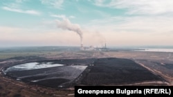 The Brikel waste dump, better known as Black Lake, and the AES Galabovo (left) and Brikel (right) plants in January 2021.