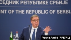 Predsednik Srbije Aleksandar Vučić na konferenciji za medije u Beogradu 21. avgusta 2022. nakon sastanka sa predstavnicima Srba sa Kosova