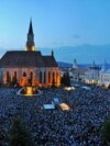 Principalele 13 Biserici - în frunte cu cea Ortodoxă, Romano-Catolică și Greco-Catolică, dar și unele culte protestante și neoprotestante - cer eliminarea sintagmei privind diversitatea din noua Lege a educației. Imagine cu caracter ilustrativ: biserica Sfântul Mihail din Cluj.