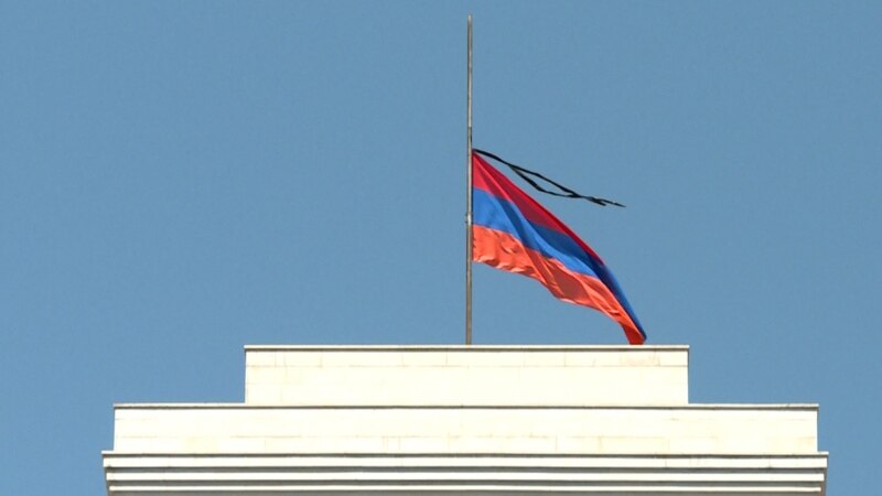 В Армении объявлен двухдневный траур. Поисковые работы продолжаются