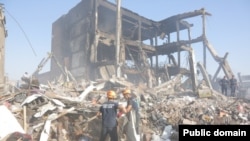 A partially collapsed three-storey building of a fireworks warehouse at the Surmalu market in Yerevan. August 17, 2022.