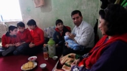 یک خانوادۀ افغان در تاجکستان ( آرشیف) 