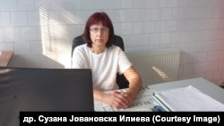 Само докторката Сузана Јовановска-Илиевска живее во Лозово. Вториот доктор од нивниот тим секојдневно патува од Велес.