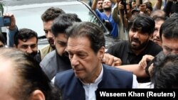 عمران خان دوه ځله په عدالت کې ځواب جمع کړ خو اسلام اباد های کورټ وويل چې له ځوابونو يې مطمينه نه دی.