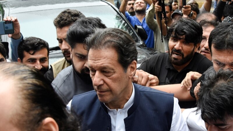 Sud produžio kauciju za bivšeg pakistanskog premijera Kana