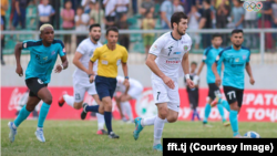 Дастаҳои футболи тоҷик. Акс аз бойгонӣ.