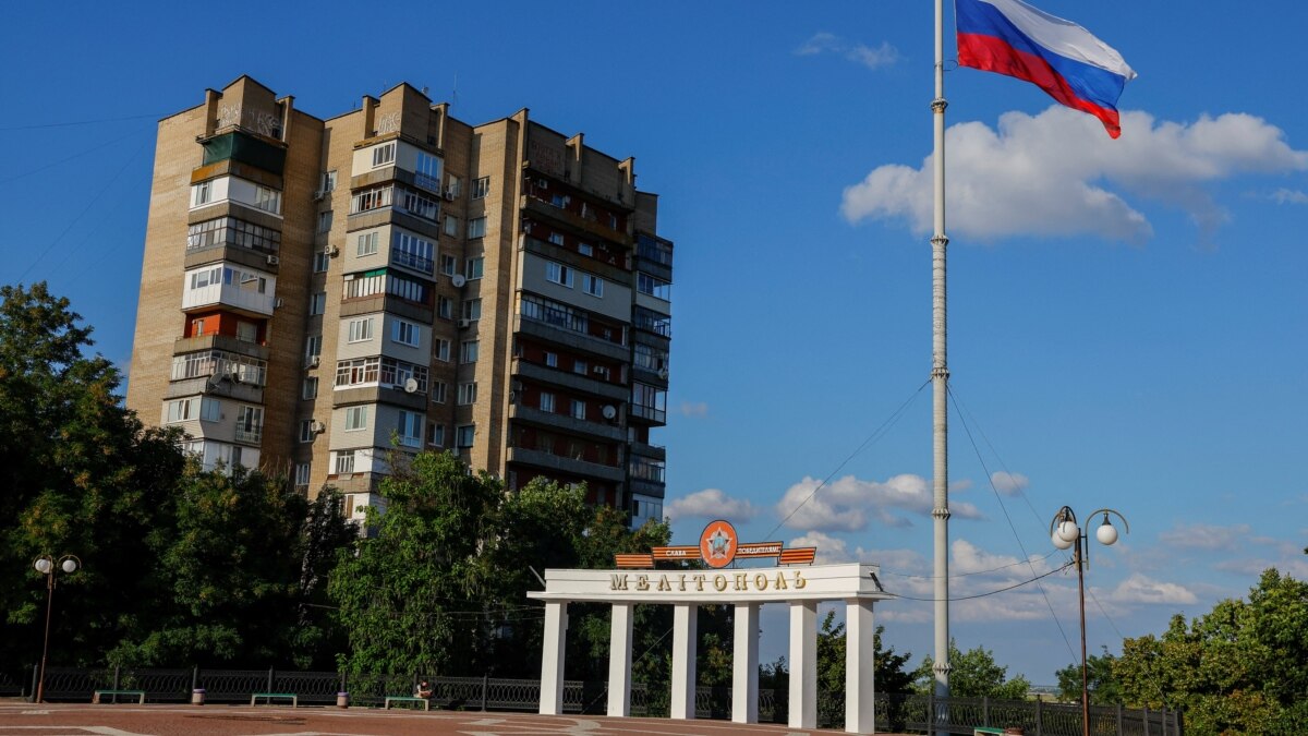 fedorov-v-okkupirovannom-melitopole-razdalsya-vzryv-predvaritelyno-srabotalo-samodelynoe-ustroystvo Федоров: в оккупированном Мелитополе раздался взрыв, предварительно сработало самодельное устройство
