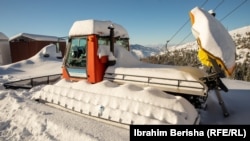 A snowplowing vehicle in Brezovica in January 2022.