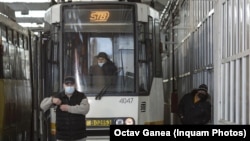 Sindicatul Transportatorilor din București, care are aproape 9.000 de membri, a organizat o grevă care a paralizat transportul public de suprafață.