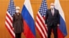 Главы американской и российской делегаций Уэнди Шерман и Сергей Рябков на переговорах в Женеве 10 января