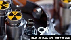 Контейнери для зберігання та перевезення урану, яківипускає UJP Praha. Фото з офіційного сайту компанії