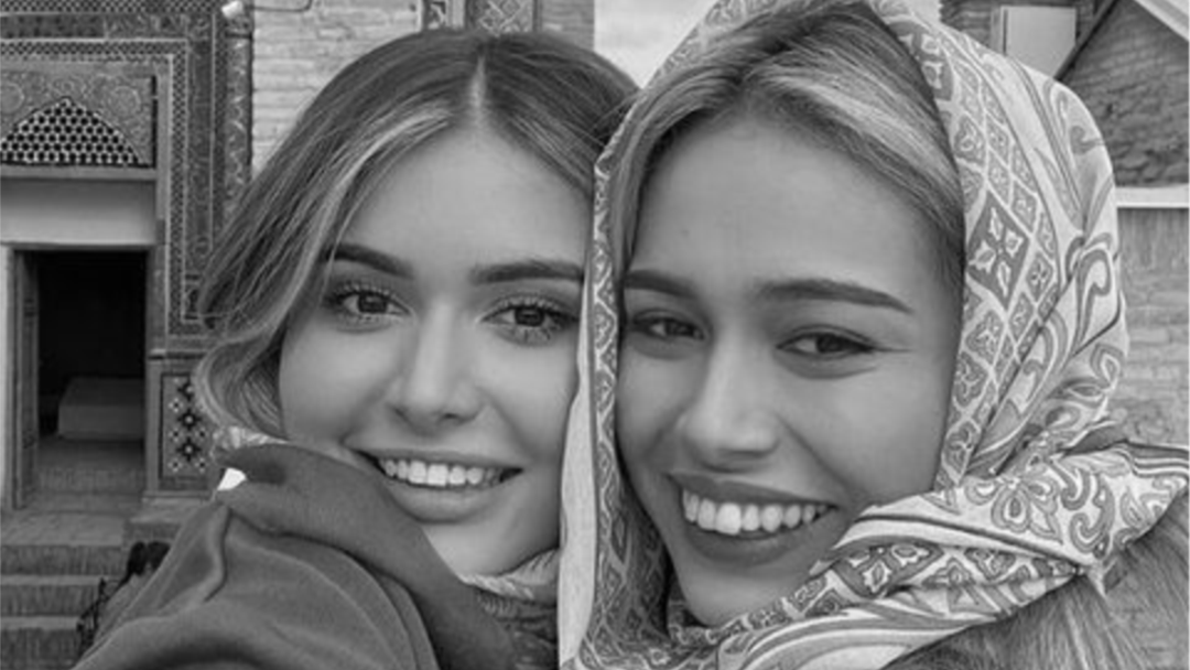 250-ден 400 кг-ға дейін семіз қара әйелдермен жыныстық қатынас