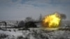 Російські військовослужбовці стріляють із гаубиці на Кузьмінському полігоні на півдні Ростовської області. Росія, 26 січня 2022 року