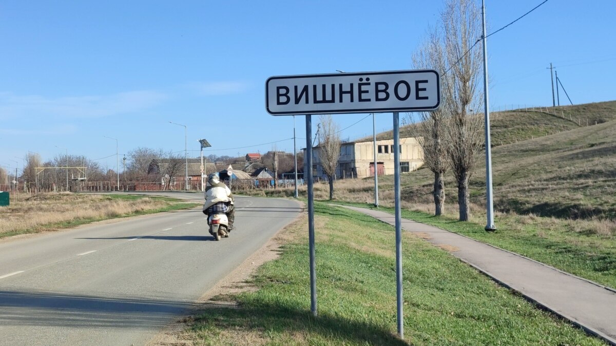 Село Вишневое: жизнь на окраине Севастополя (фотогалерея)