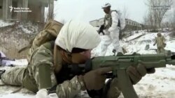 Luptătorii voluntari din Ucraina se antrenează pentru a rezista în fața unei posibile invazii rusești
