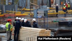 Disa punë në Frankfurt të Gjermanisë. 