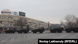 Алматы: атылган ок, курчалган акимчилик 