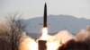 Түндүк Корея аткан баллистикалык ракета.
