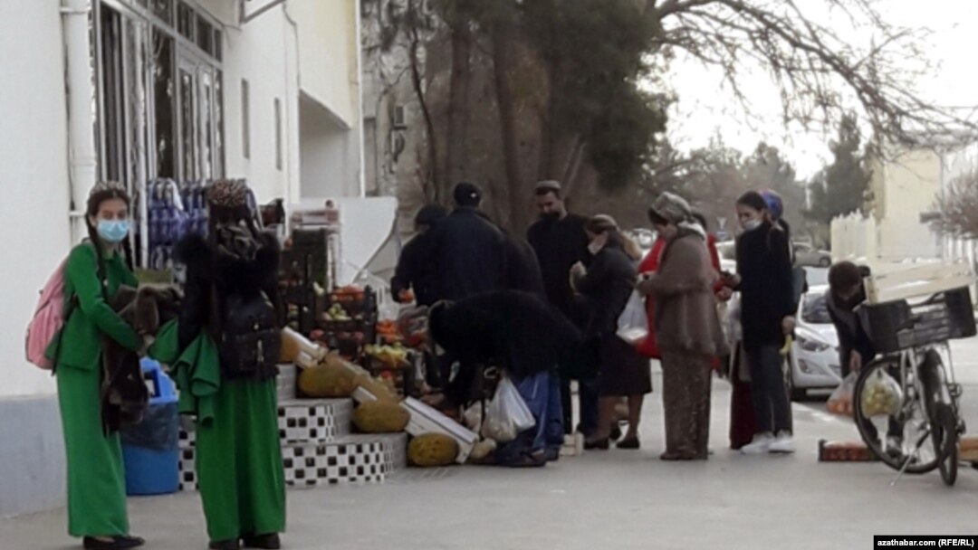There have been no official statements about the lockdown, with people learning about the measure from written announcements on the doors of public places and shops. (file photo)