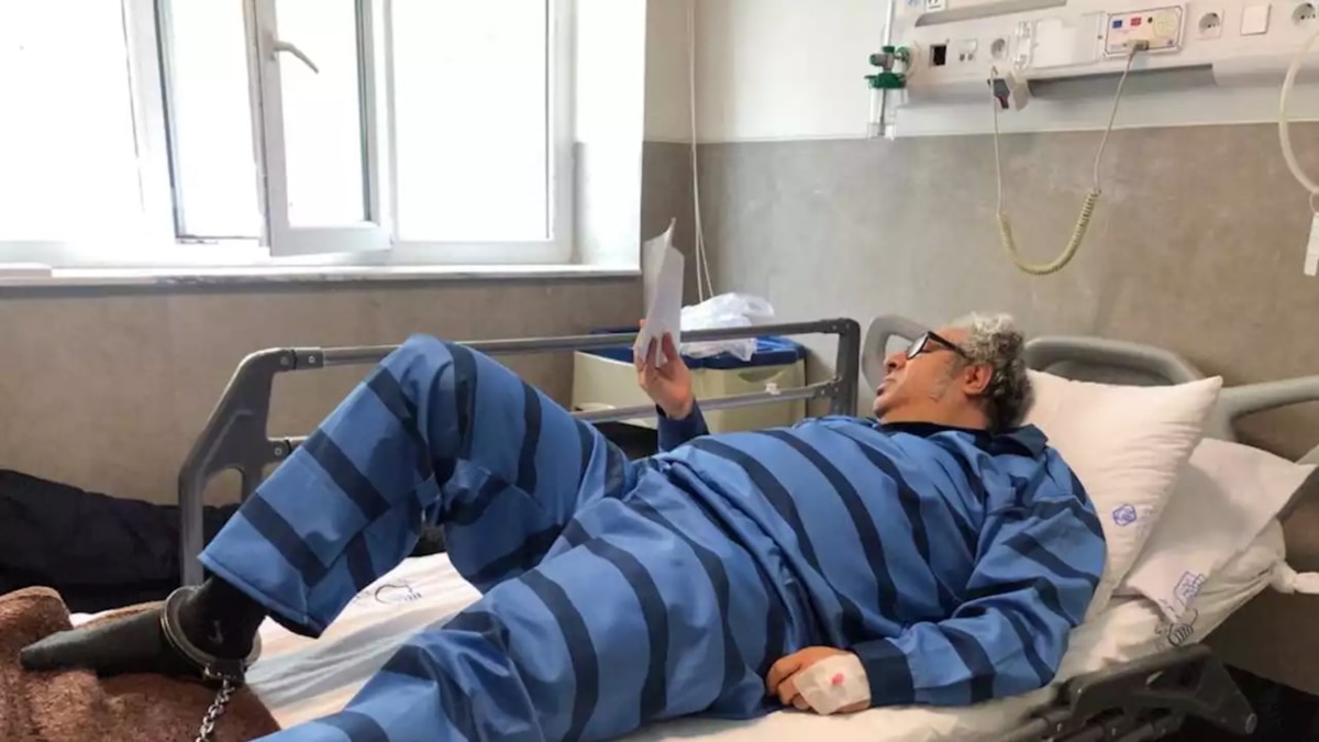 Відомий іранський поет-в‘язень помер від COVID-19