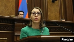 Kristine Grigorian addresses the National Assembly shorly before being elected Armenia's new human rights defender, Yerevan, January 24, 2022.