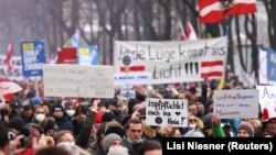 Protest protiv mjera i obavezne vakcinacije u Beču, Austrija, 11. decembra 2021.